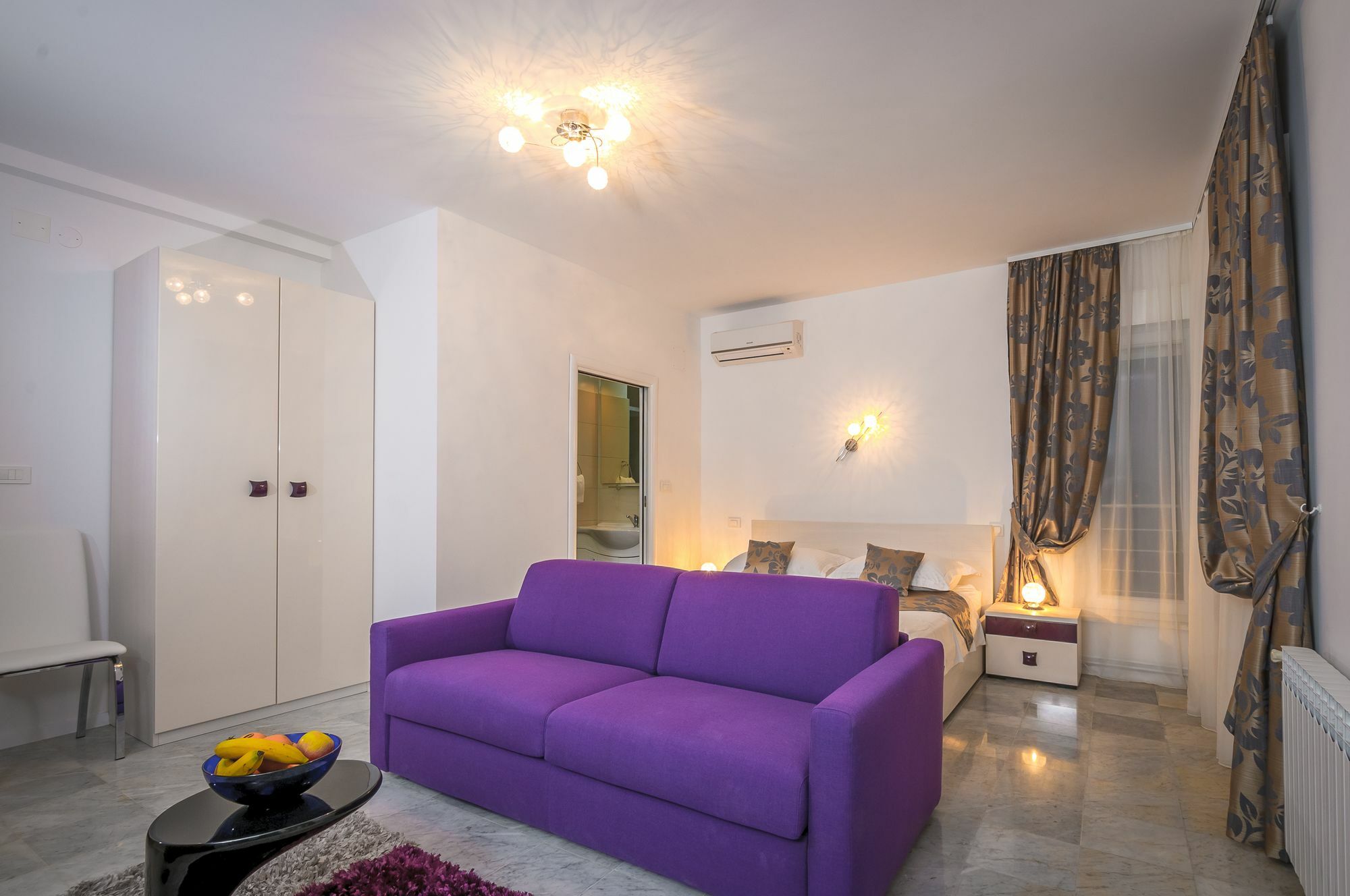 Apartments Zuvela Спліт Екстер'єр фото